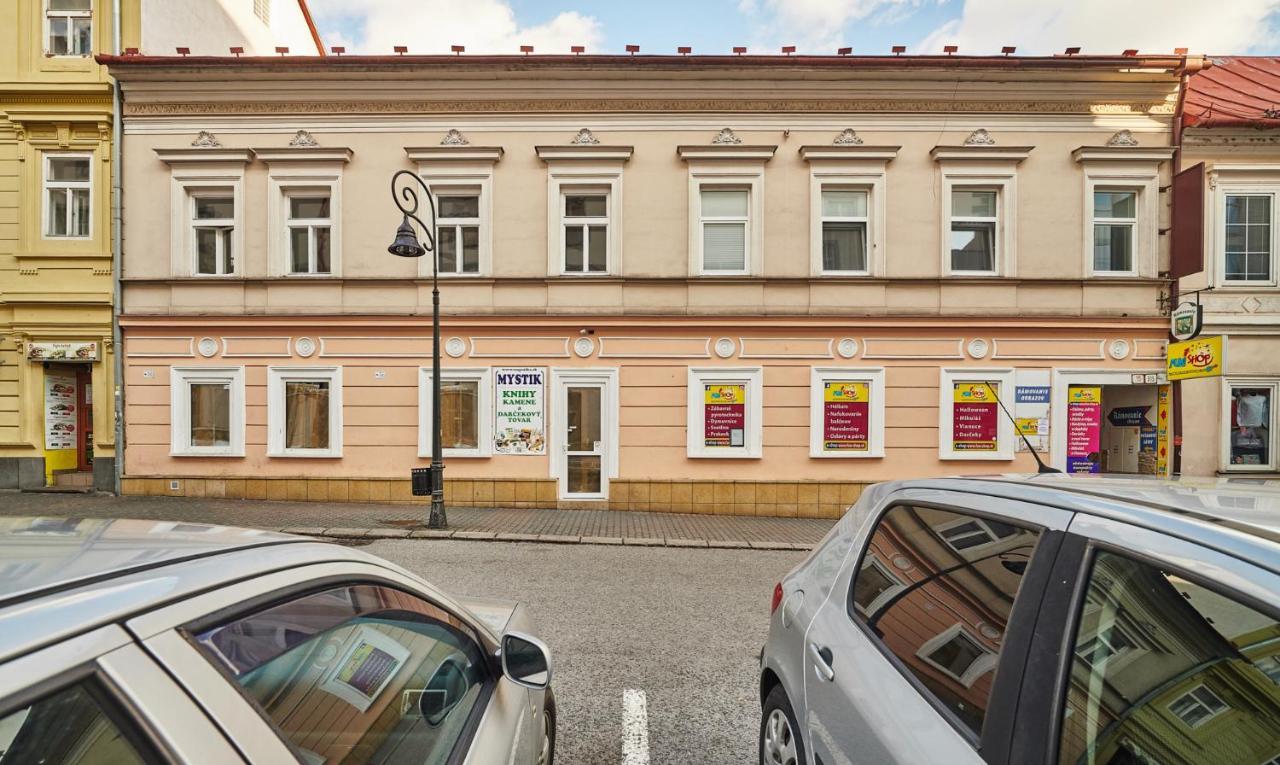 Apartman Bb Centrum Banská Bystrica Dış mekan fotoğraf