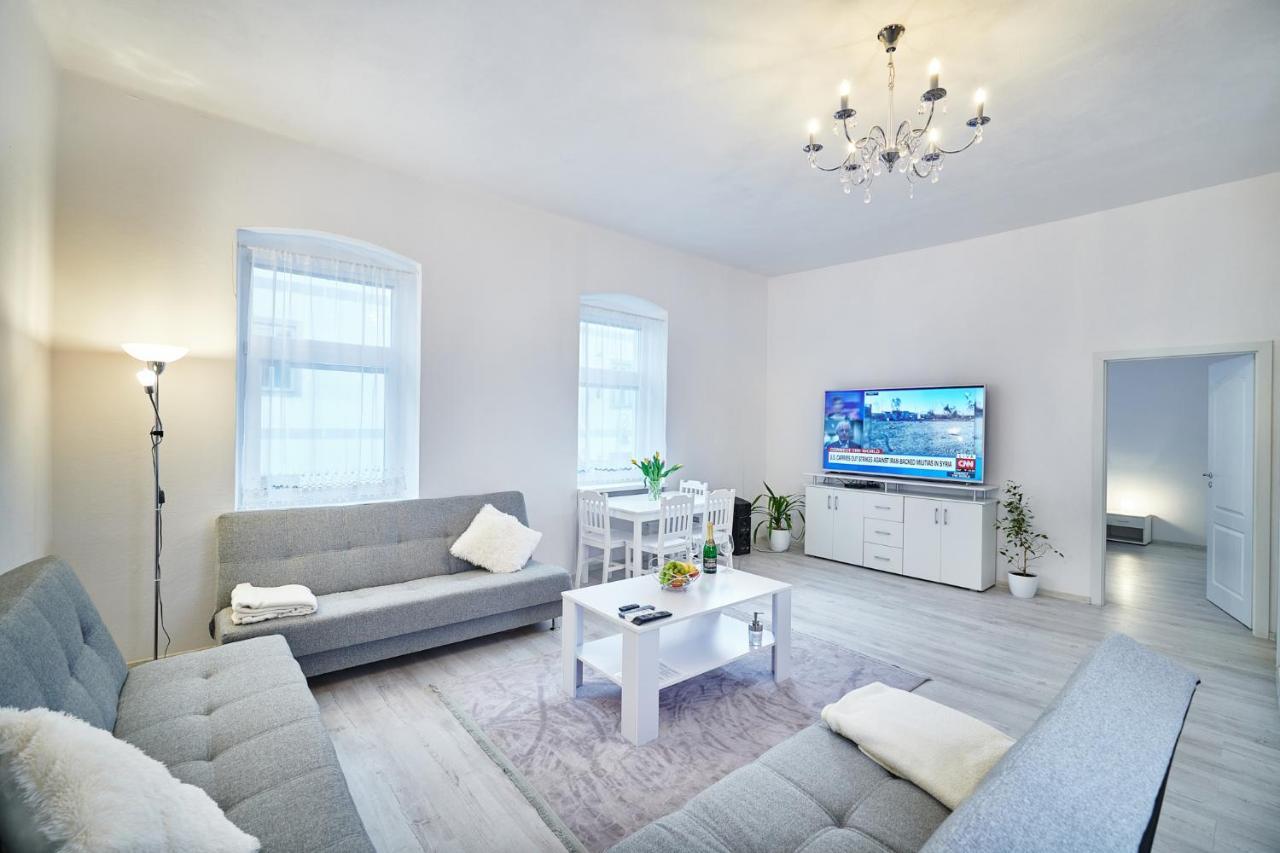 Apartman Bb Centrum Banská Bystrica Dış mekan fotoğraf
