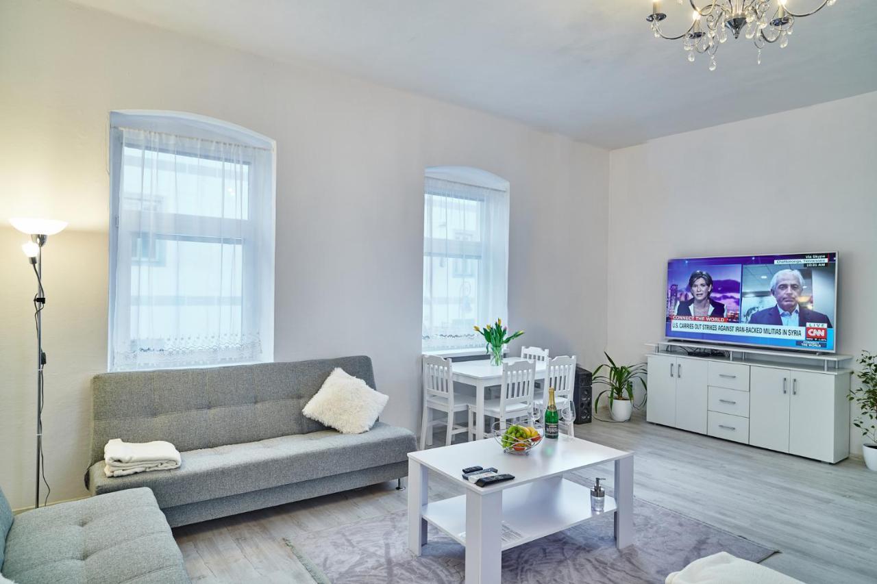 Apartman Bb Centrum Banská Bystrica Dış mekan fotoğraf